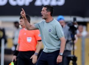 齐沃：不该浪费精力和对方教练争吵，我们因此失去了清醒和冷静