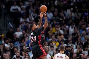 攻坚利器!鲍威尔19中8砍全场最高33分 罚球14中13&正负值+17最高