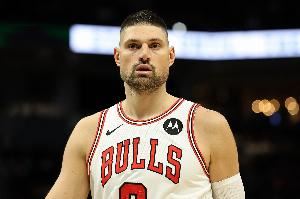 文班真不好打!武切维奇三分5中3拿到11分8板6助 内线几乎没打中